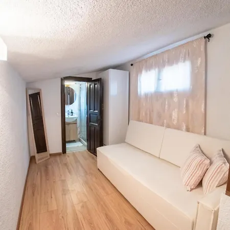 Sani Lili 9 Sani (Chalkidiki)