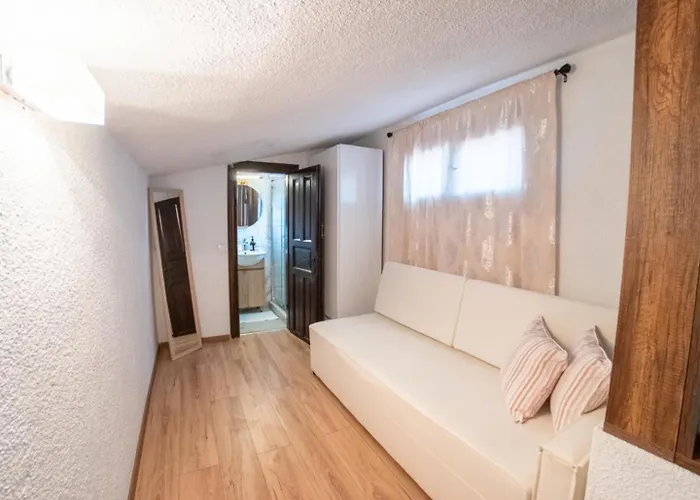 Sani Lili 9 Sani (Chalkidiki)